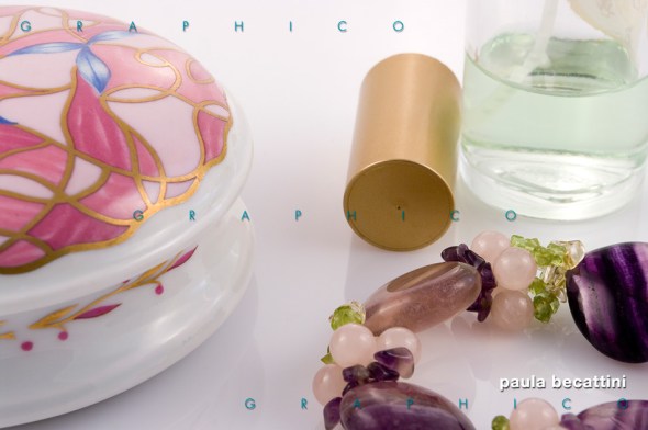 Alcuni simboli di femminilità Alcuni simboli di femminilità