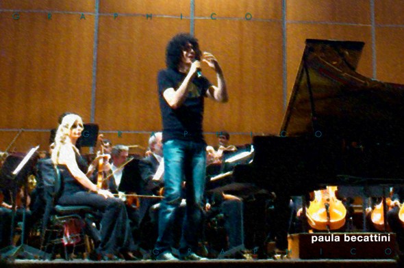 Giovanni Allevi presenta un suo brano Giovanni Allevi presenta un suo brano