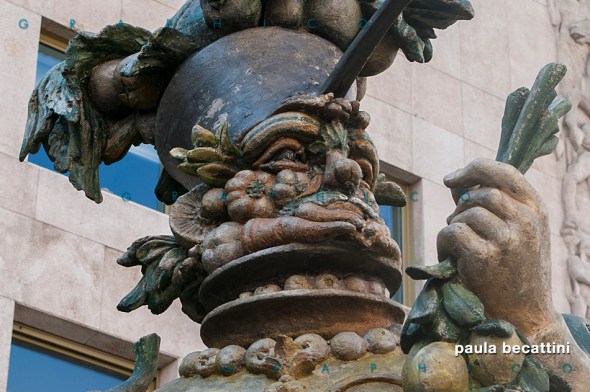 Statua di Dante Ferretti (particolare)