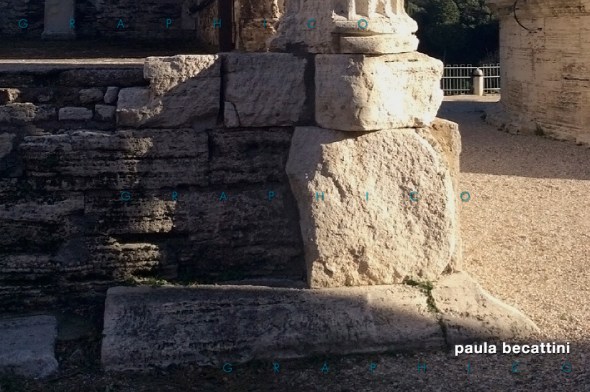 Tempio di Vesta a Tivoli: basamento