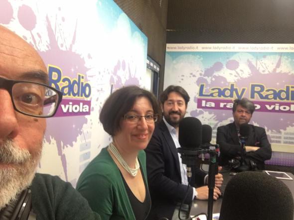 On the air - Lady Radio